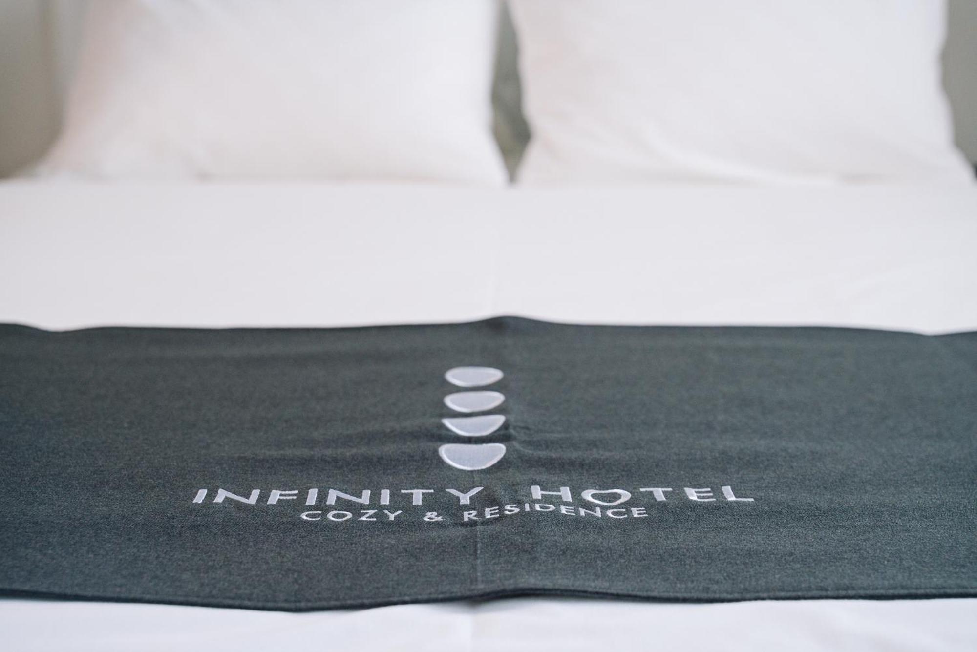Infinity Hotel -Jiitchaku- Urasoe Екстер'єр фото